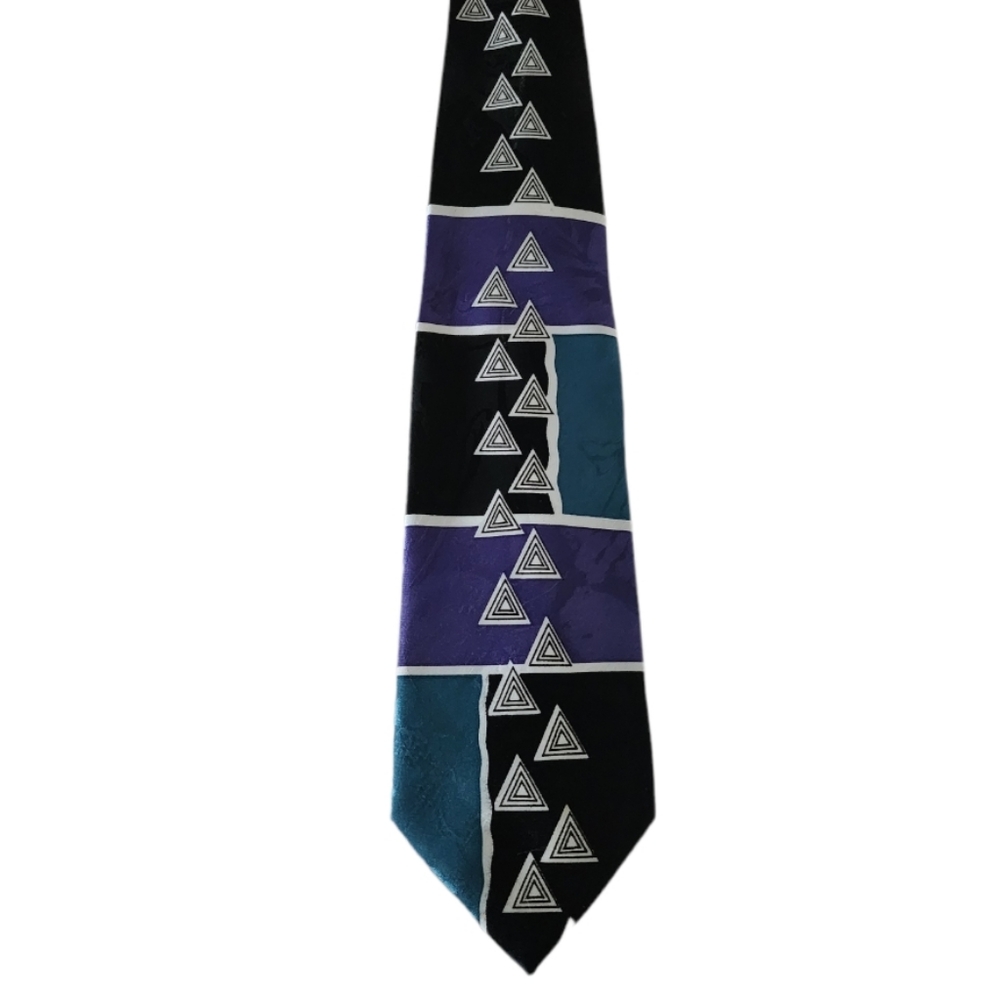 Preowned Surrey Tie.
